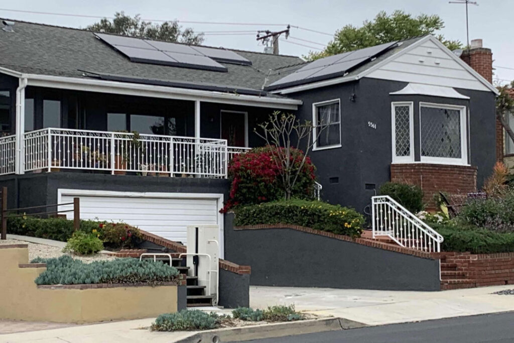 Installing Solar Panels in LA